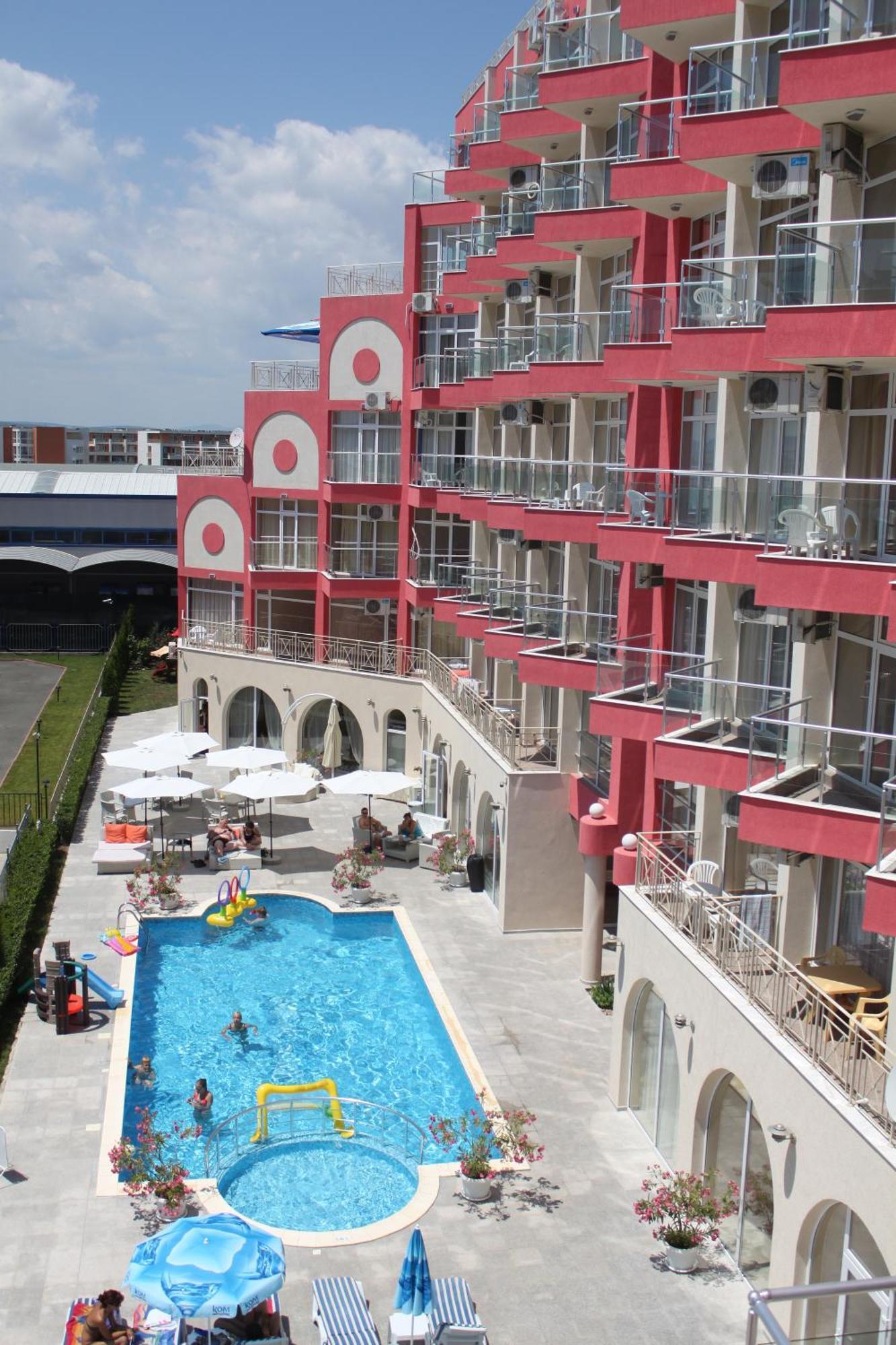 Rose Garden Omax Apartments Slăntjev Brjag Exteriör bild