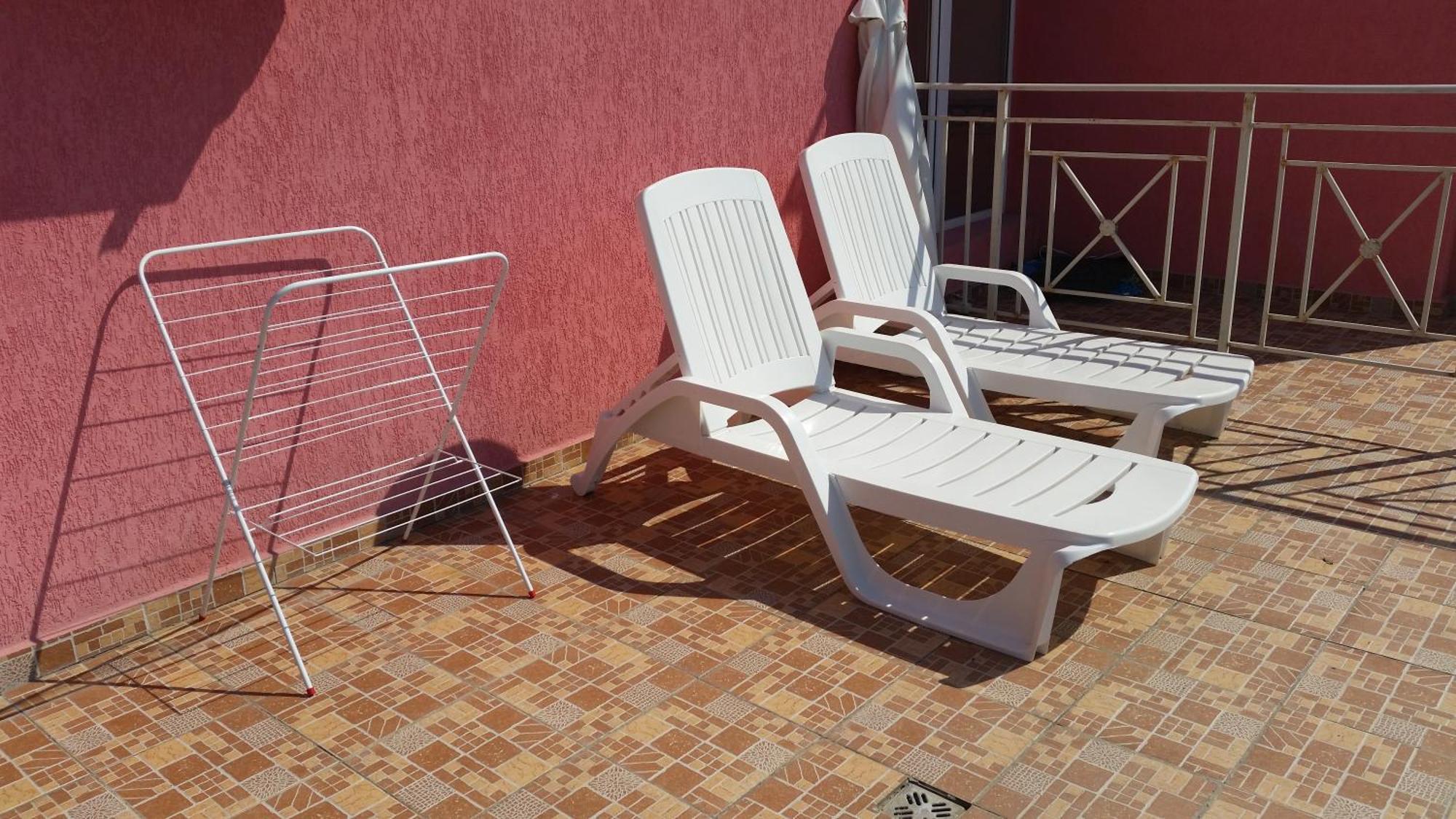 Rose Garden Omax Apartments Slăntjev Brjag Rum bild
