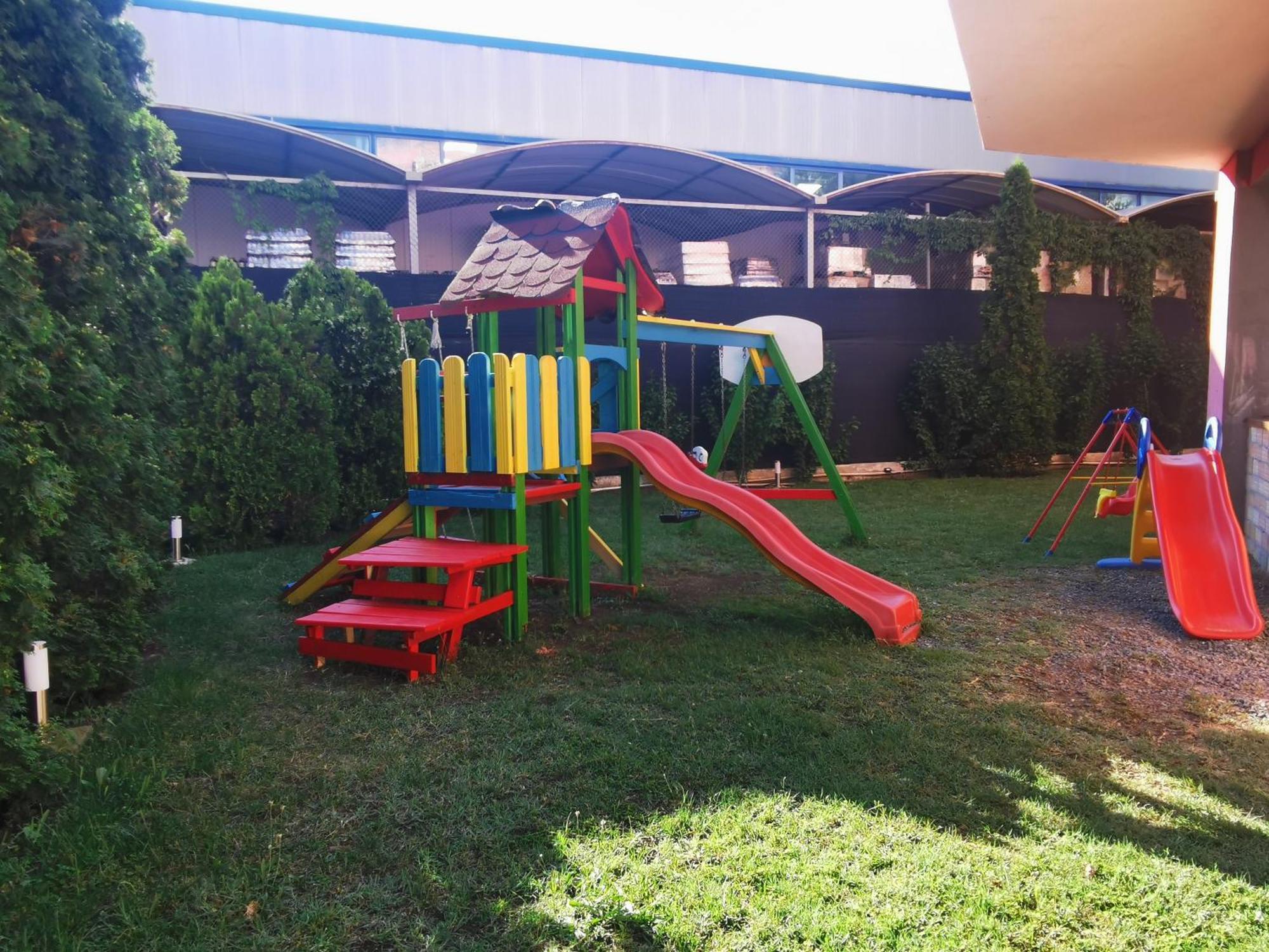 Rose Garden Omax Apartments Slăntjev Brjag Exteriör bild