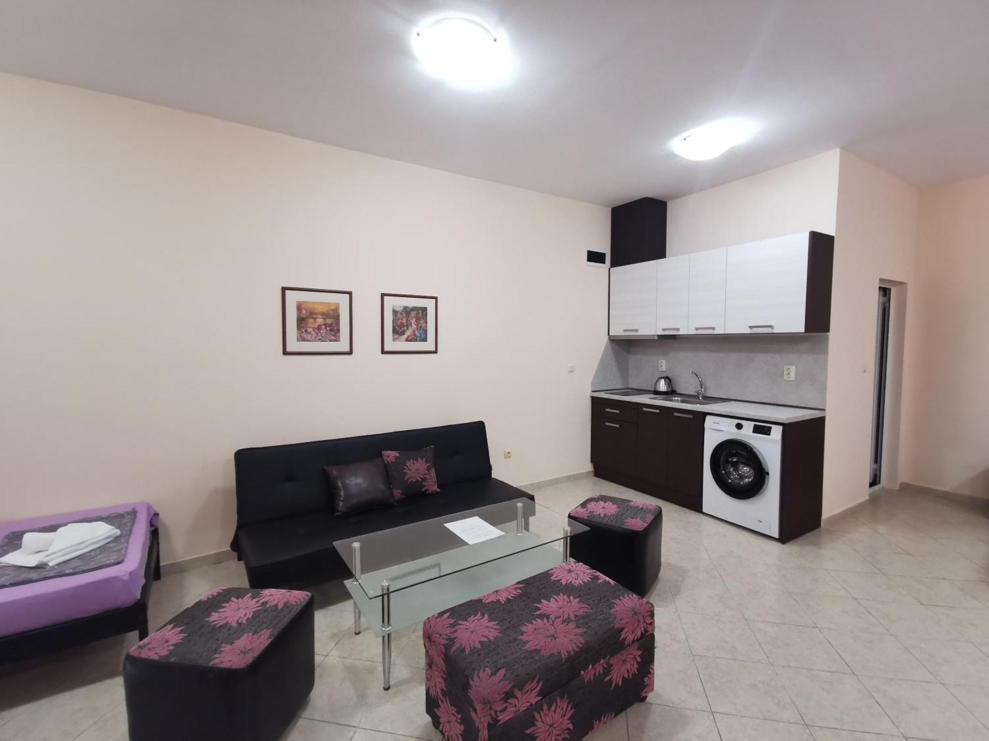 Rose Garden Omax Apartments Slăntjev Brjag Exteriör bild