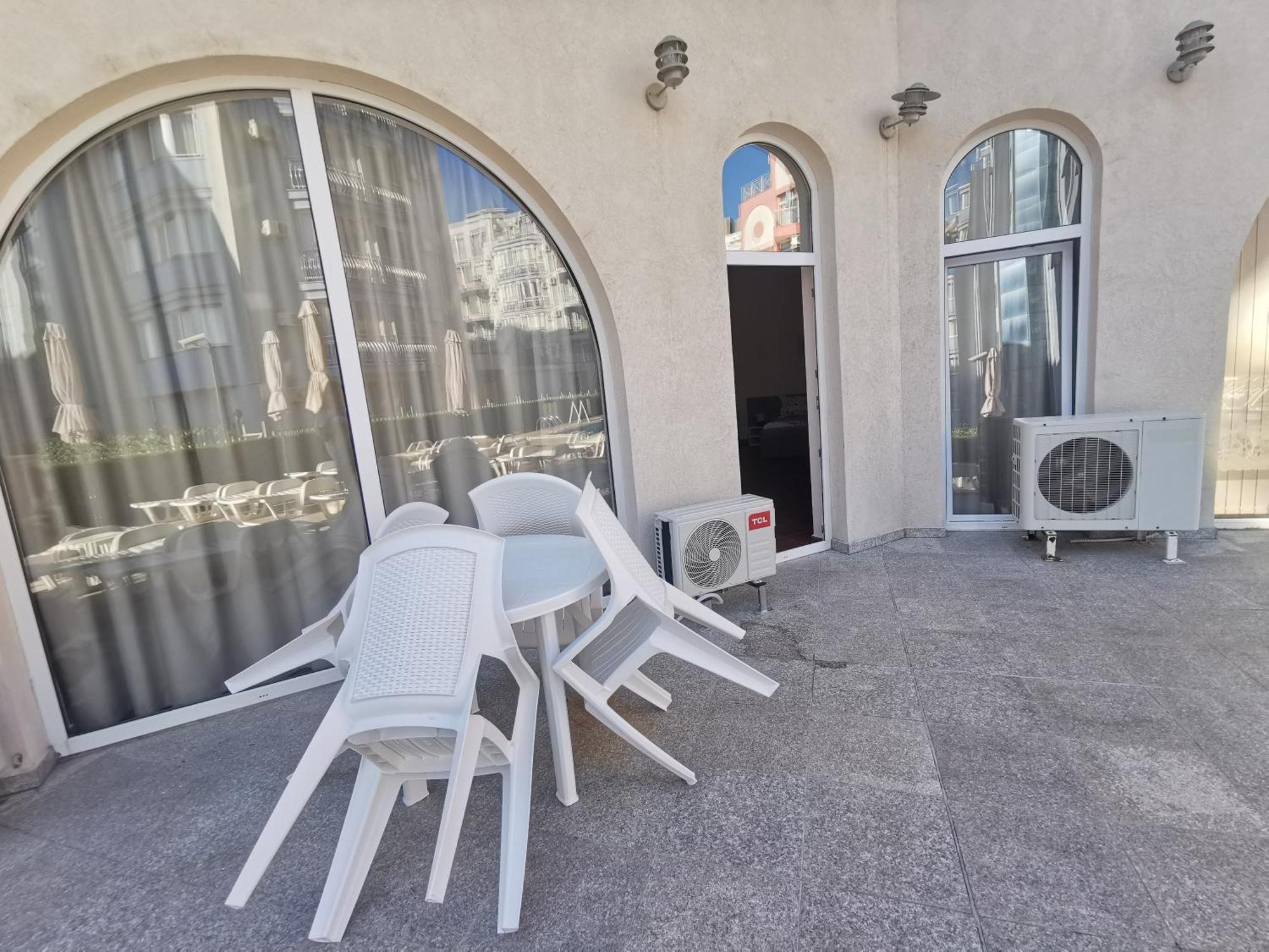 Rose Garden Omax Apartments Slăntjev Brjag Exteriör bild