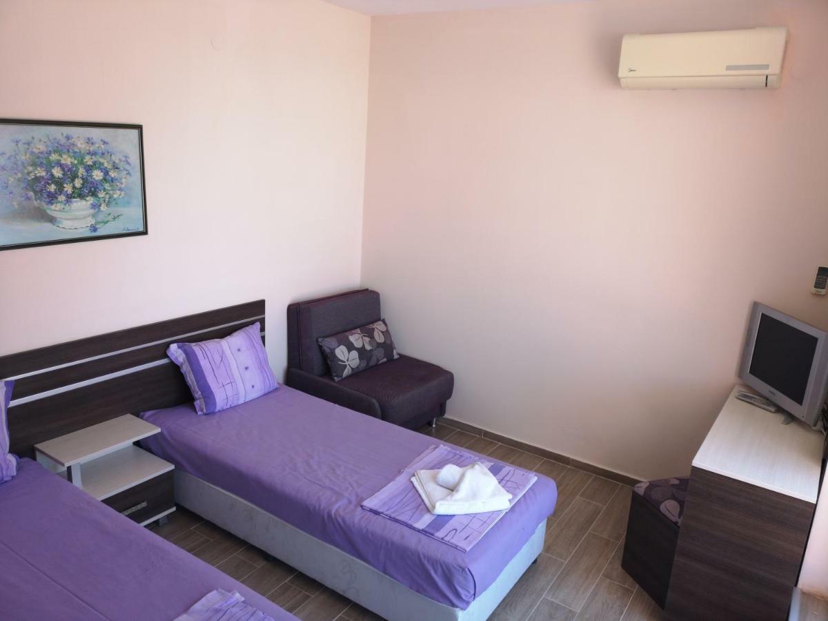 Rose Garden Omax Apartments Slăntjev Brjag Exteriör bild