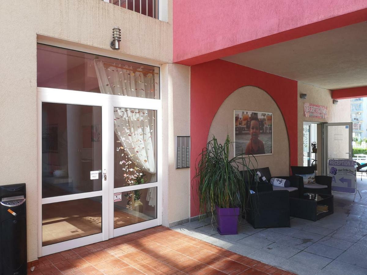 Rose Garden Omax Apartments Slăntjev Brjag Exteriör bild